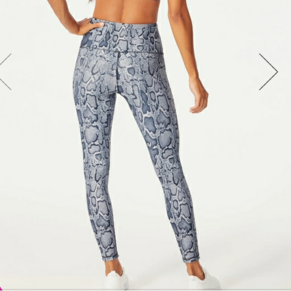 Reversible Legging - Picture 4 of 5